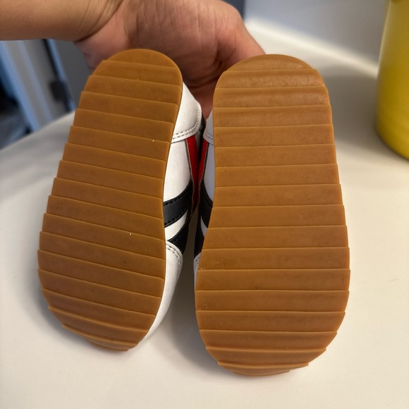 Baby Reebok - Picture 5 of 6